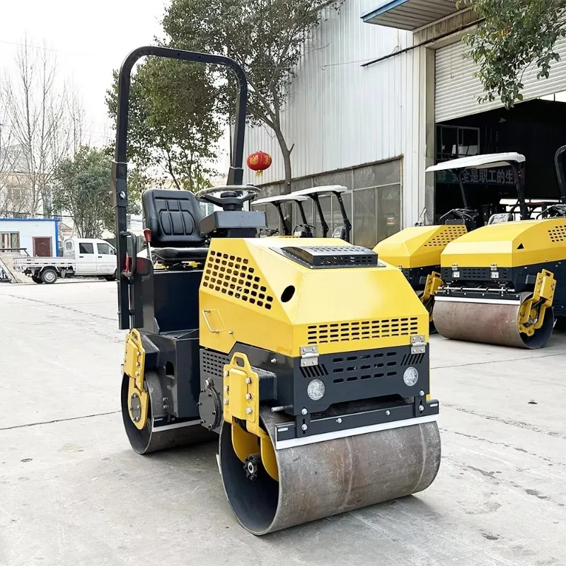 Small Vibratory Road Compactor Double Drum Hydraulic Machine For Municipal Road Maintenance
