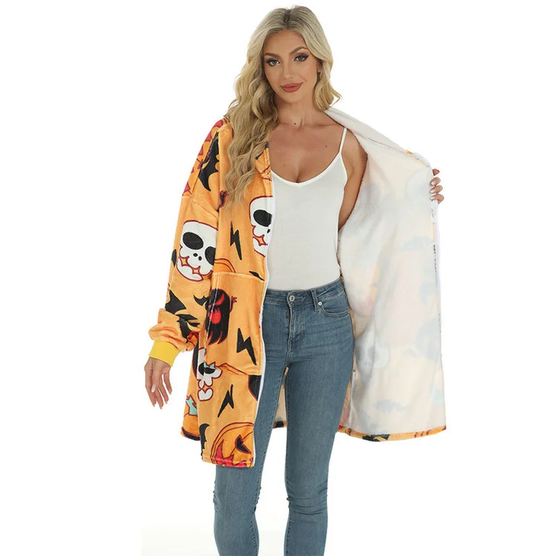 Woman Funny Winter warm fleece-lined TV blanket comfortable loungewear blankets hooded zip-up bathrobe Halloween costume