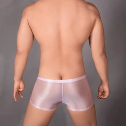 Pantaloni caldi Sexy da uomo Boxer Oil Glossy Trunks See Through elastico sottile in seta di ghiaccio stretto intimo ad alta elasticità Ball Pouch Allure