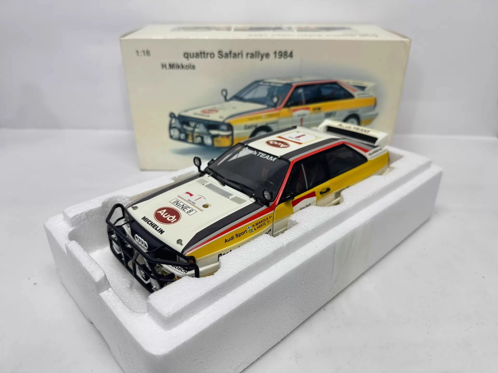 

Autoart 1:18 Quattro Safari Rallye 1984 # Коллекционная модель автомобиля из цельного металлического сплава, лимитированная серия, с открывающимися элементами, игрушка-подарок