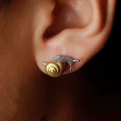 1Pair Vintage Two Tone Snail Stud Earrings Insect Earrings for Men Women Unisex Ear Jewelry Accessories Gifts