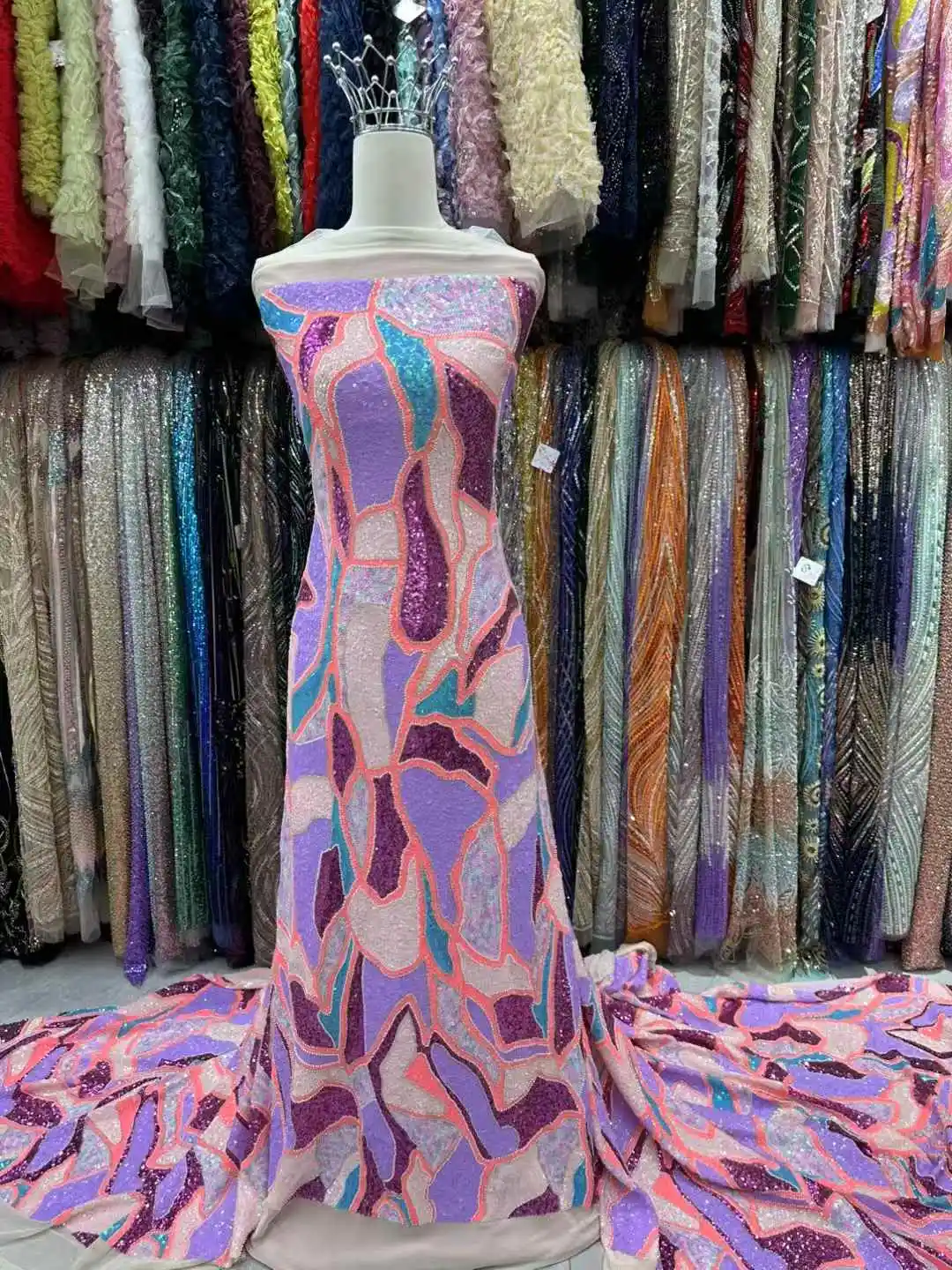 

Luxury African Sequins Lace Fabrics High Quality 5 Yards Embroidery French Nigerian Heavy Lace Fabric For Wedding Party Sewing