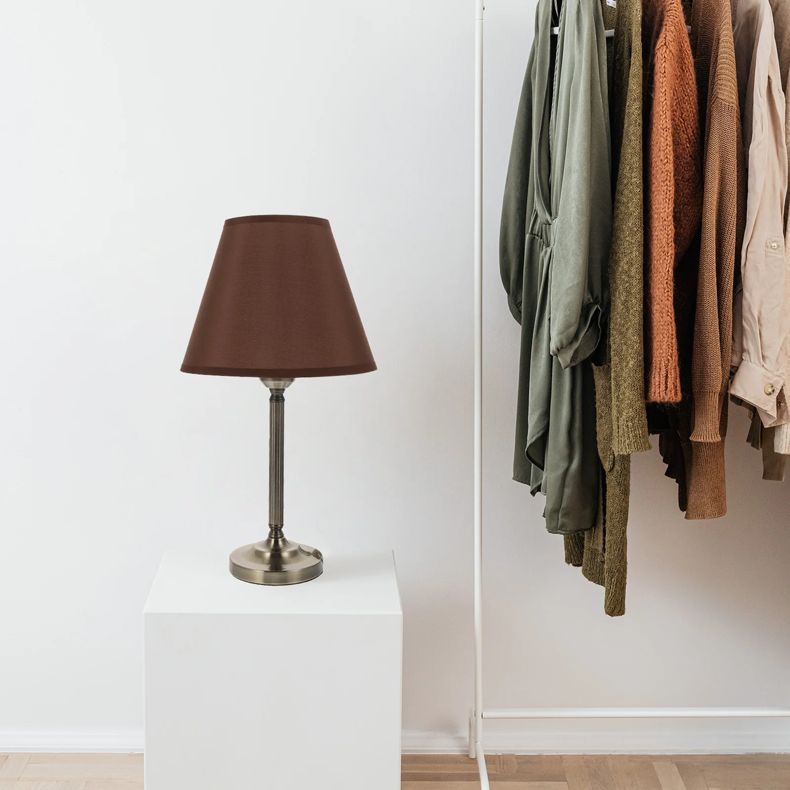 

1Pcs Vintage Simple Table Lamp Creative Chic Night Light Bedroom Decor Durable Energy Saving Space Saving Light