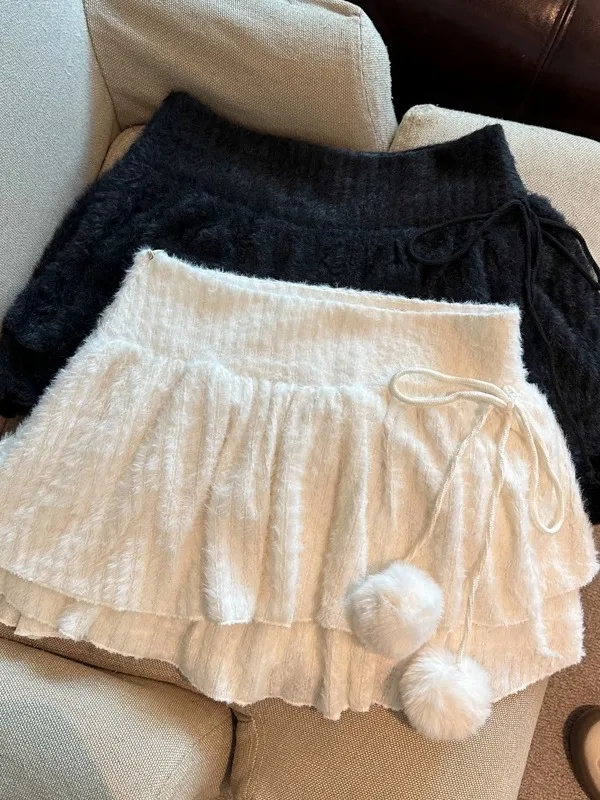 Saia Curta Feminina de Tricô Xadrez A-Line com Renda, Cintura Alta, Ajuste Slim, Estilo City Walk, Moda Inverno