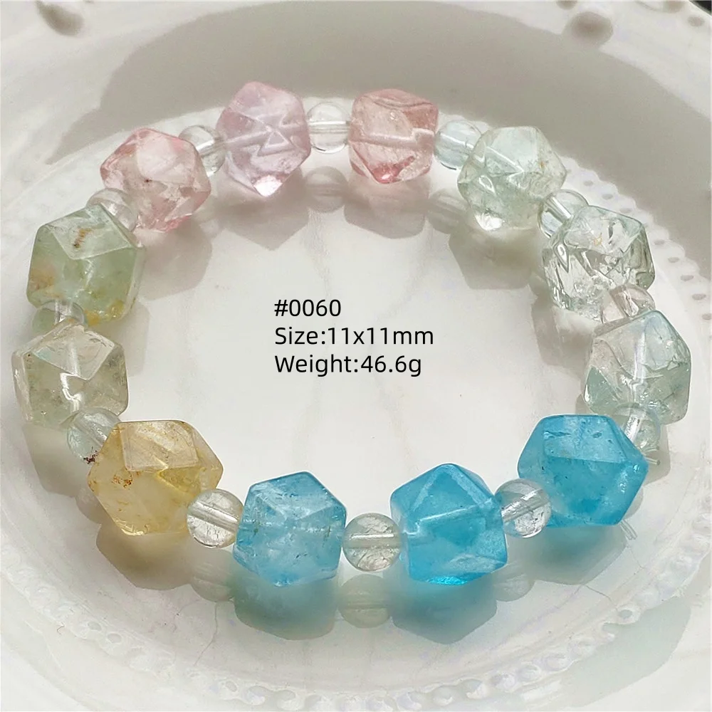 

Браслет из натуральных цветных топазовых бусин-кубиков 11x11 мм, унисекс, из натурального прозрачного синего топаза, на резинке, класс ААААА
