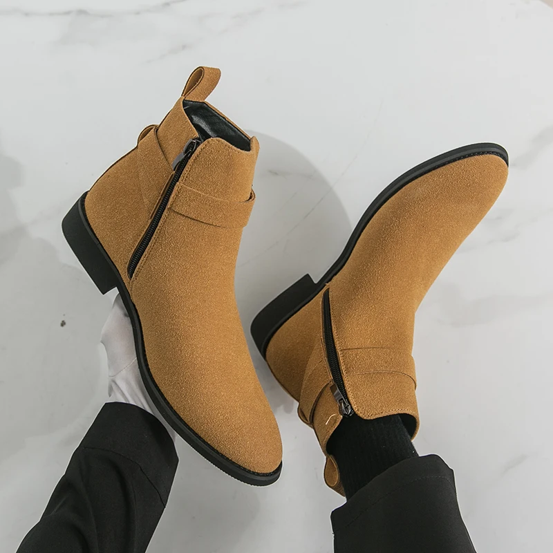 

Новые мужские осенние удобные кожаные ботинки с высоким берцем и боковой молнией, модные брендовые мужские полусапоги для банкетов и бизнеса