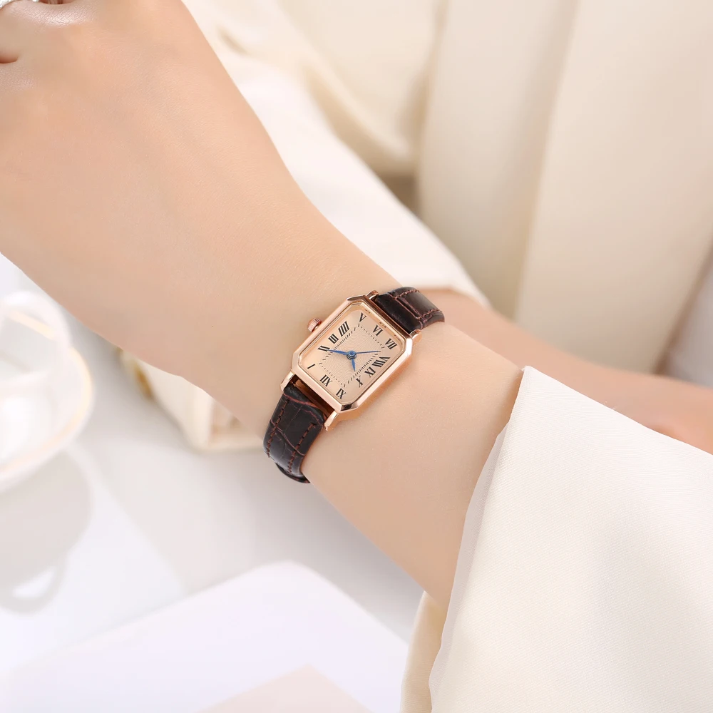 New women's watch with retro Roman blue needle scale design, simple and fashionable square watch, quartz watch