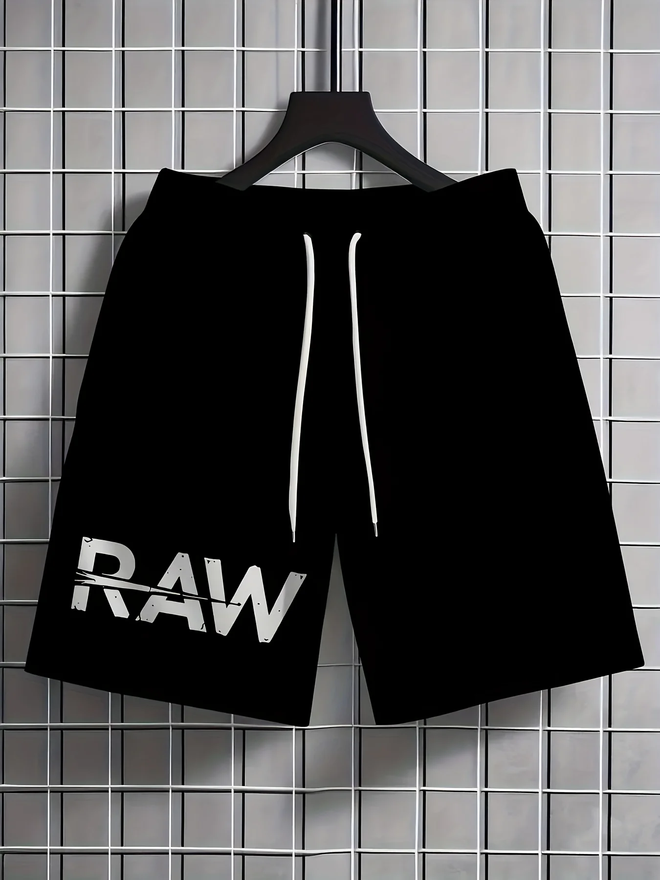

New Men's Summer Minimalist English Printed Breathable Casual Sports Shorts, Fashionable Casual Sports Shorts