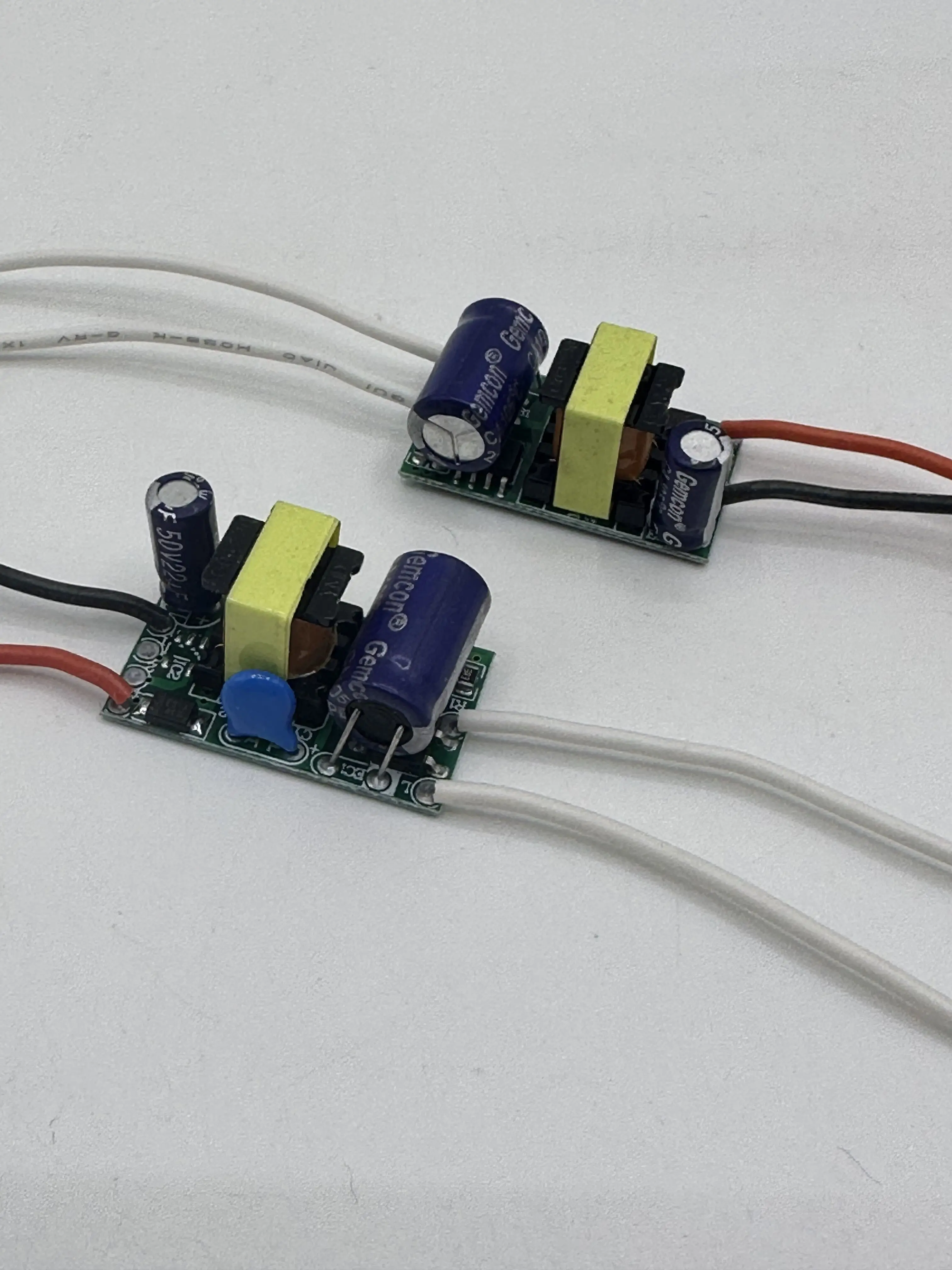 Alimentation LED 1-3X1W, courant constant intégré, éclairage 110-265V sortie 300mA