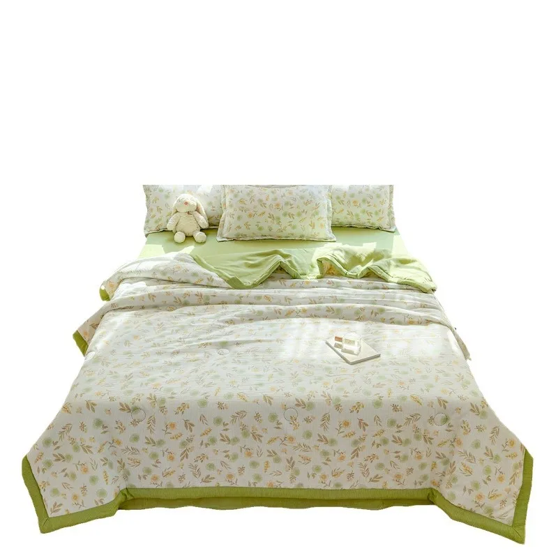 

Printed bubble foam summer quilt four-piece set