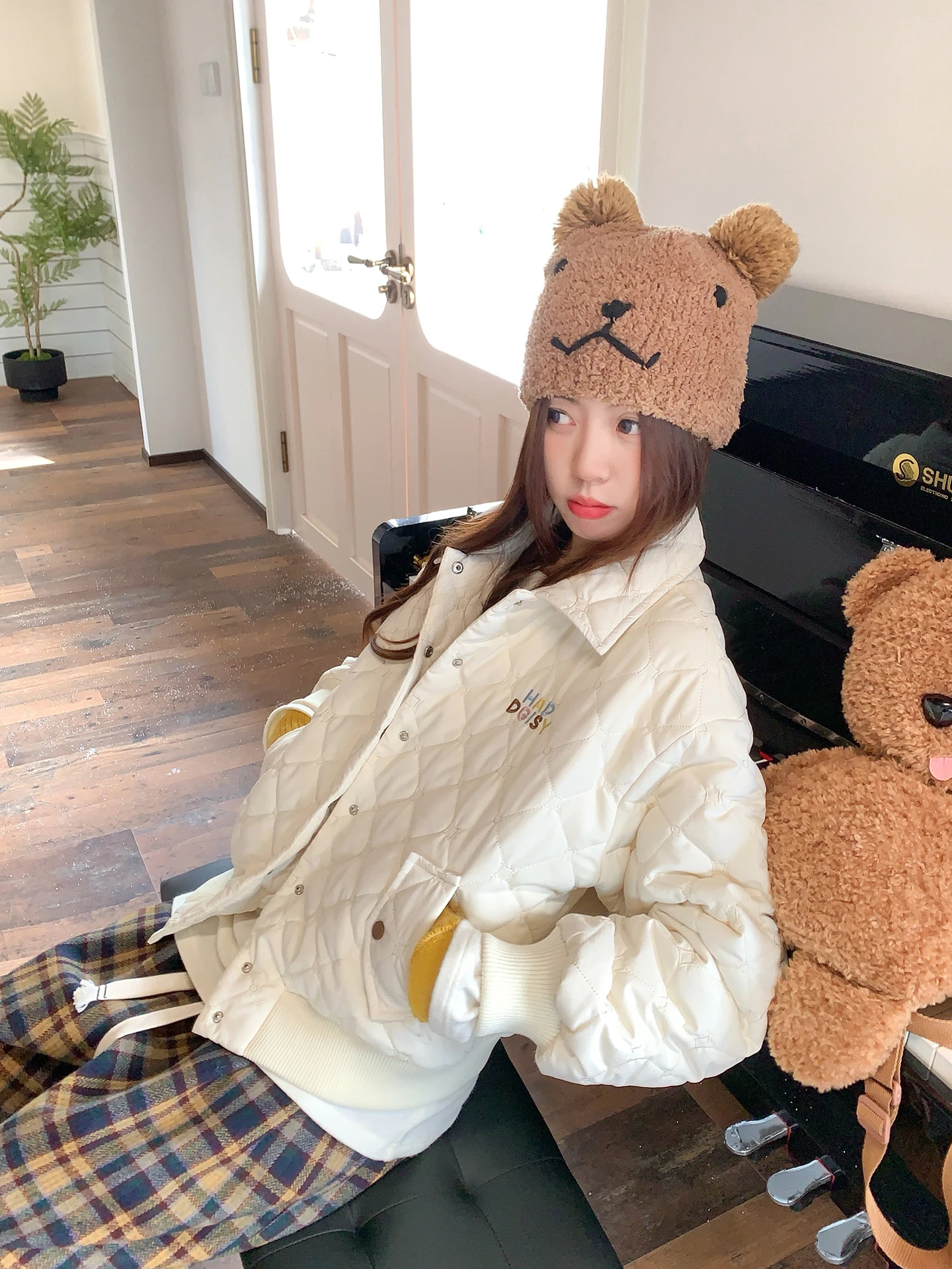 

Zeng Xiao Salt Korean Sle ort Cotton Jaet Women's Loose Fit Quilted Vest Beige Color Button ket Design Autumn Winter