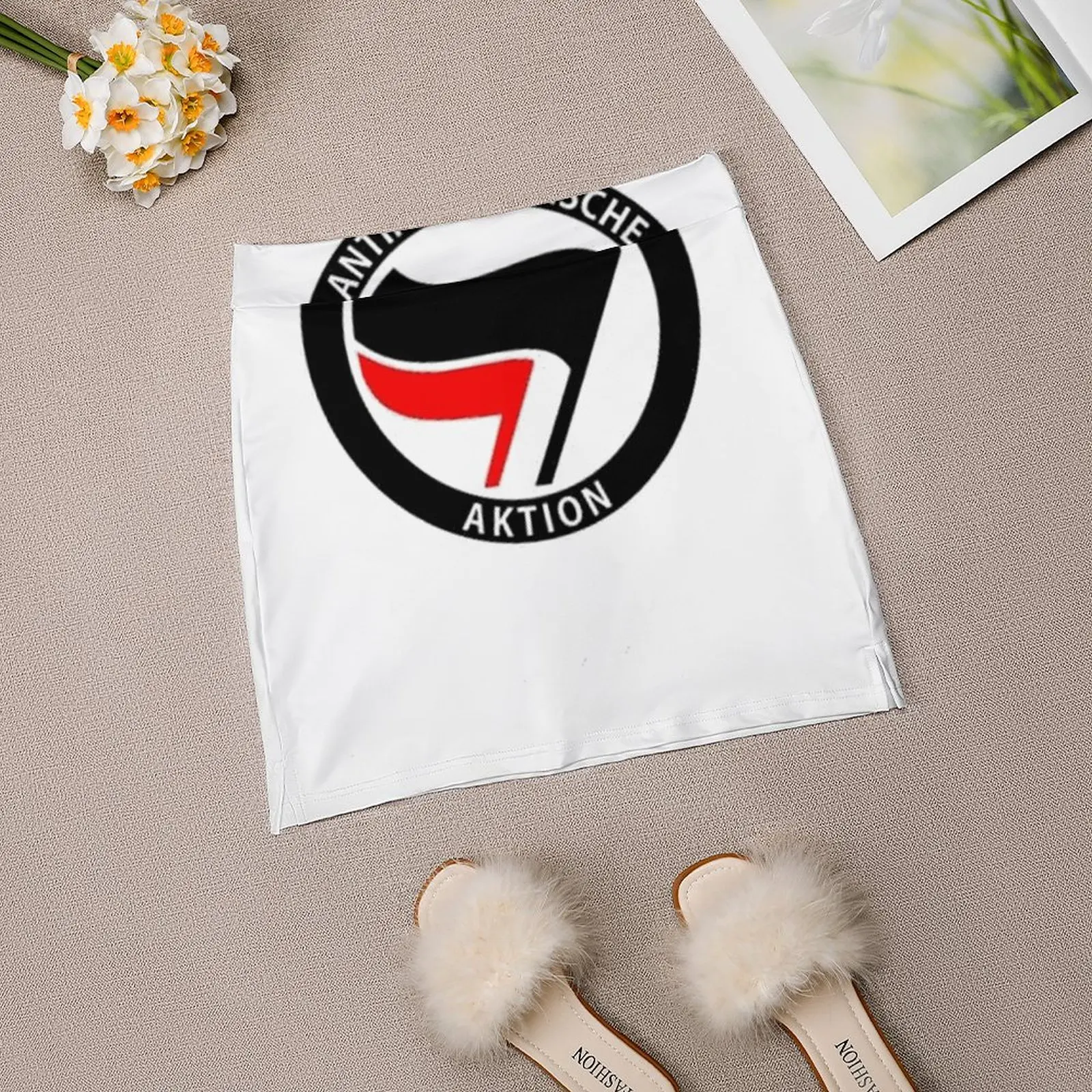 Antifa Anti - Facism Plitical Tee เสื้อผู้หญิงแฟชั่นกีฬากระโปรงกระเป๋าเทนนิสกอล์ฟวิ่งกระโปรง Antifa Anti