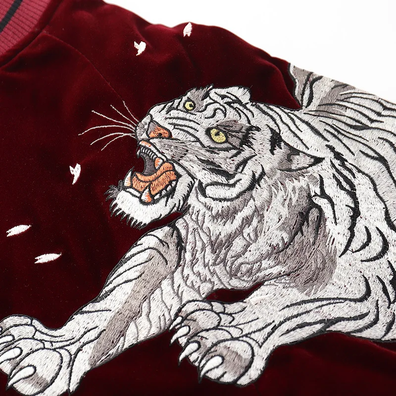 Thicken Bomber Jacket Men Dragon Phoenix Animal Embroided Jbaseball Ackets Winter Japanese Retro Outwear Warm Velvet Coat 2022