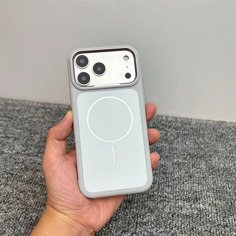 

Модный защитный чехол-бампер MagSafe с металлическими линзами для iPhone 17, 17 Pro Max, воздушный магнитный чехол с беспроводной зарядкой, матовый чехол для ПК