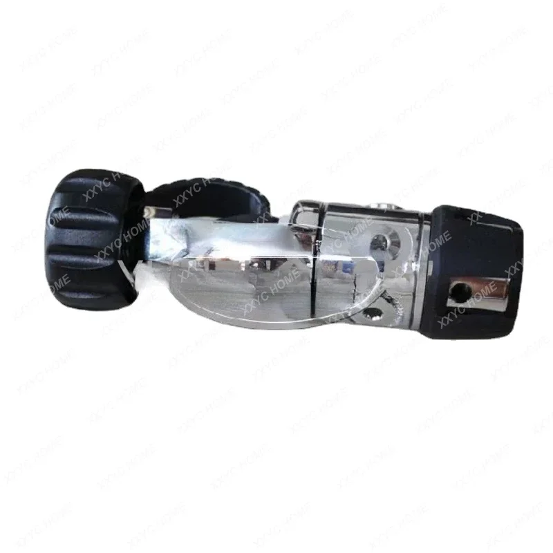 Diving equipment first level regulator, pressure reducing valve, diving breathing regulator