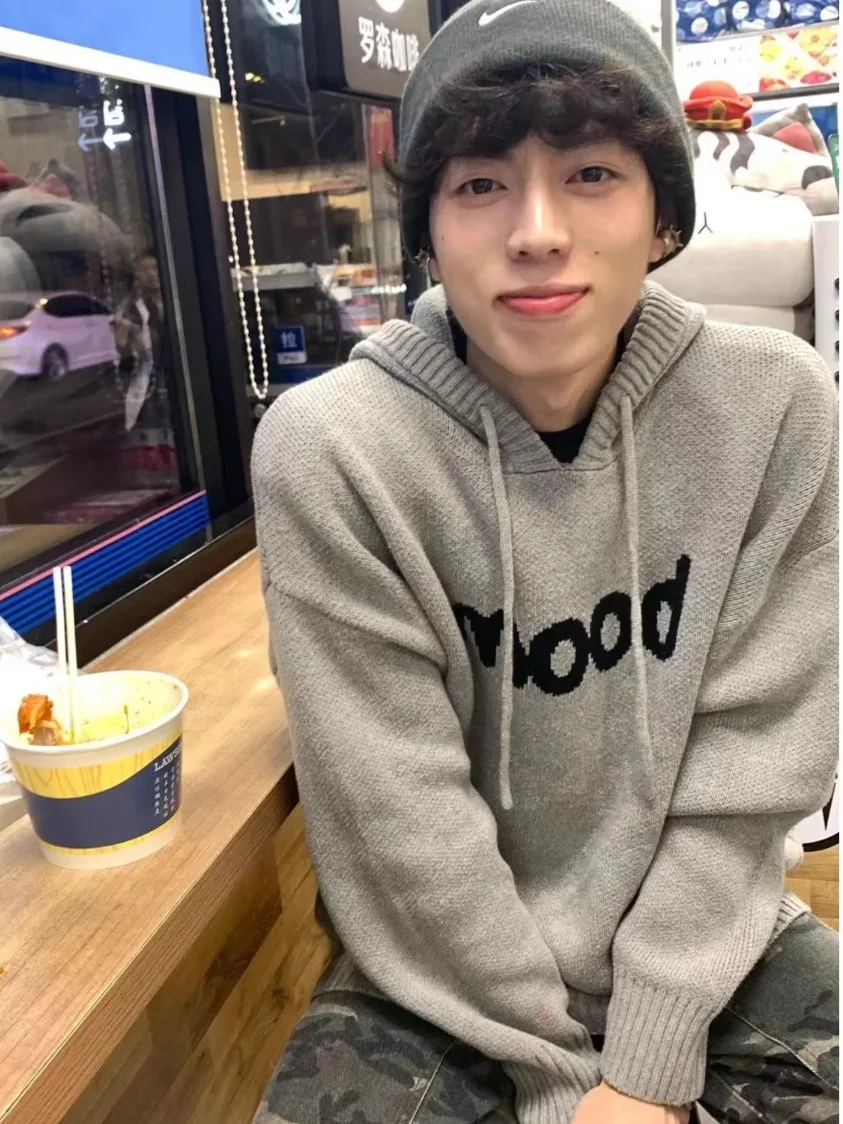 

Вязаный свитер с капюшоном большого размера, свободный крой, ретро, американский дизайн, зимняя удобная дышащая повседневная длинная футболка све