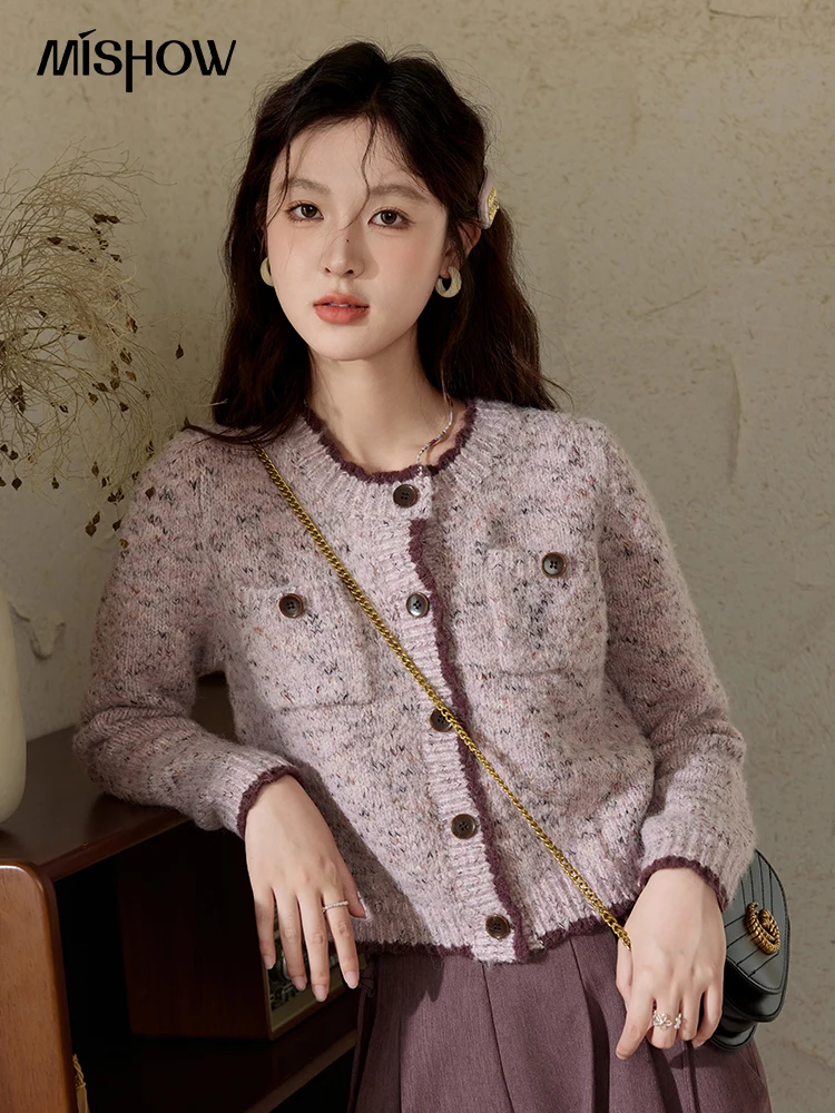 MISHOW Symmetric Pocket Sweater for Women Vintage O-Neck Knitted Cardigan 2024 Fall French Temperament Versatile Tops MXD43Z0715