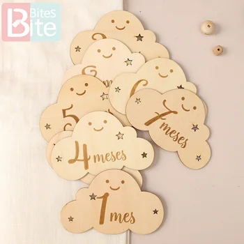 8-procentowa hiszpańska karta milowa dla nowonarodzonych uroczych rekwizytów fotograficznych w chmurze drewniana naklejka na akcesoria dla dzieci miesiąc prezenty dla noworodków