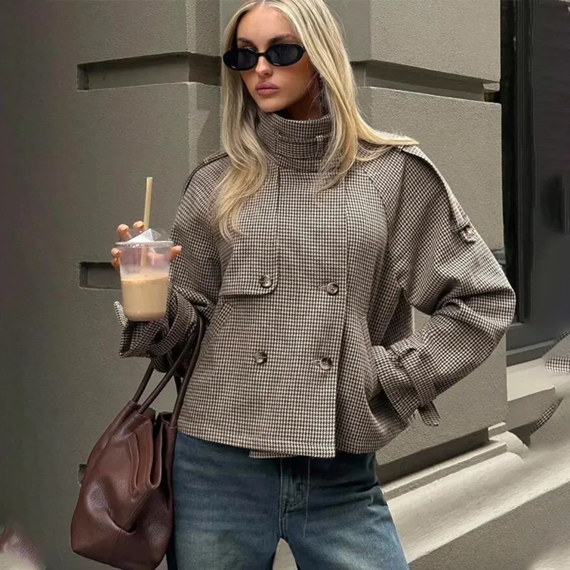 

TARUXY Plaid Long Sleeve Button-Up Jacket Women's Stand Collar Pocket Splicing Fashion Loose Elegant Autumn Winter Female Coat