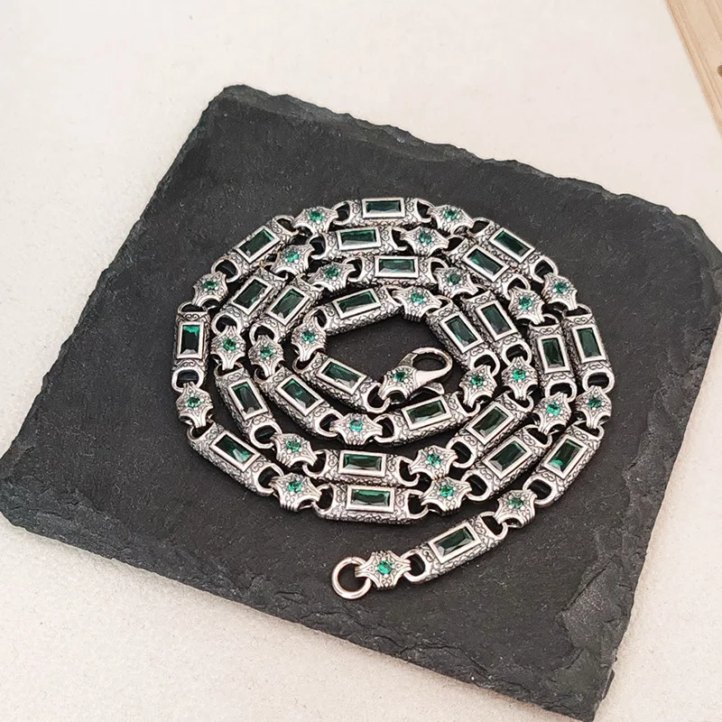 

Посеребренное индивидуальное ожерелье с зеленым цирконом в винтажном турецком квадратном стиле