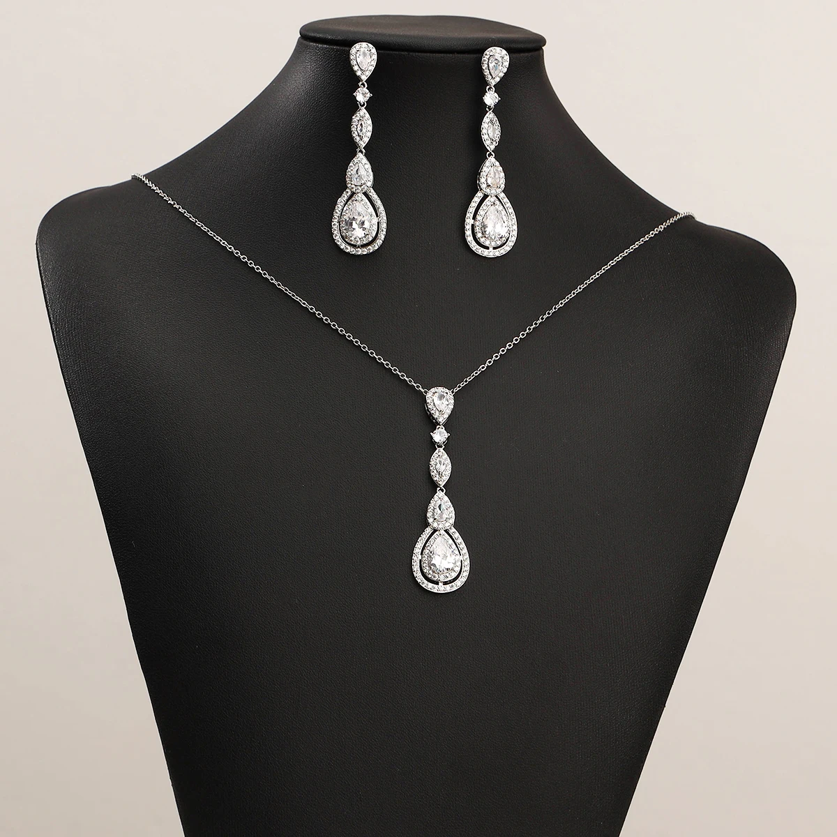 Ensemble collier et boucles d'oreilles goutte d'eau pour femmes, bijoux de fête pour dames, cadeaux de mariage contre-indiqué, patients occidentaux, cone