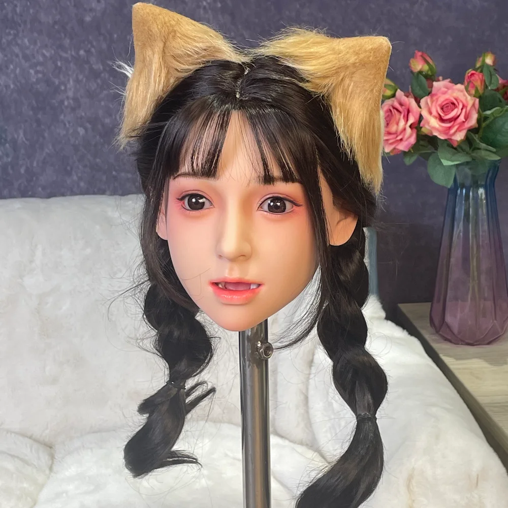 Model kepala wanita super lucu, mirip anak anjing, dapat dikustomisasi sendiri. Dengan slot mulut khusus, ini adalah mainan dewasa pria.