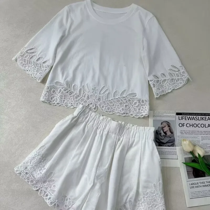 女性 2 色セット中空刺繍ラウンドネック半袖トップ + ウエストゴムショーツルーズ女性の綿のスーツ