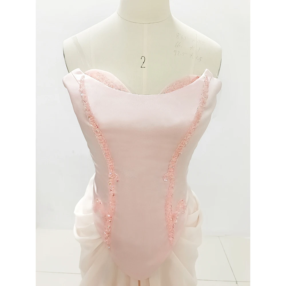 Elegant Pink Spaghetti Strap Evening Dresses Formal Sleeveless Chapel Train Sequined Gowns Special Occasion Prom Dress 2026