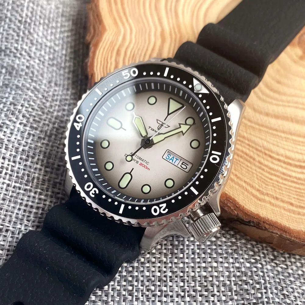 SKX Tandorio Diver Steel Selfwinding Watch Men NH36 Movt 3.8 Crown 120 Clicks Bezel White Dial Green Lume Steel Bracelet