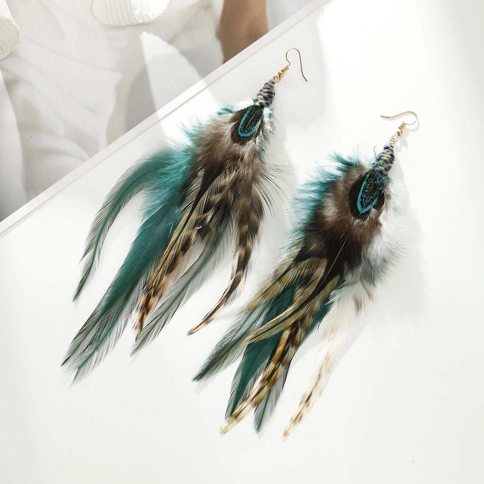 lureme Bohemian Style Multicolor Pheasant Feathers Dangle Earrings for Women Girls Large Feather Drop Earrings(er006405-10)