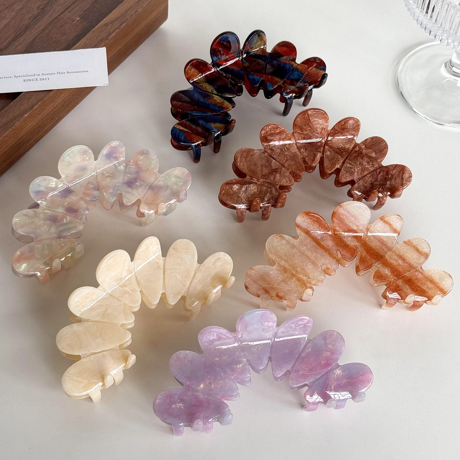

French Texture Petal 11cm Big Size Clip Acetate Hair Claw