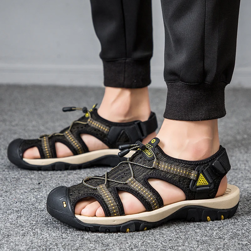 Brand Classic Men Sandals Summer Mens Casual Shoes Breathable Outdoor Beach Wading Shoes for Men Clogs Walking Tourism Sandals