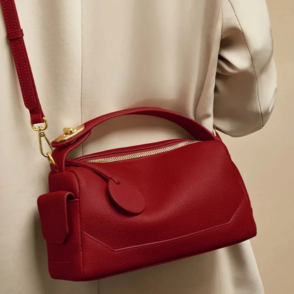 

Винтажная красная сумка-тоут-подушка, женская новинка 2025 года, нишевая дизайнерская сумка через плечо на одно плечо, сумки премиум-класса Hundred Commuter Tote Bags