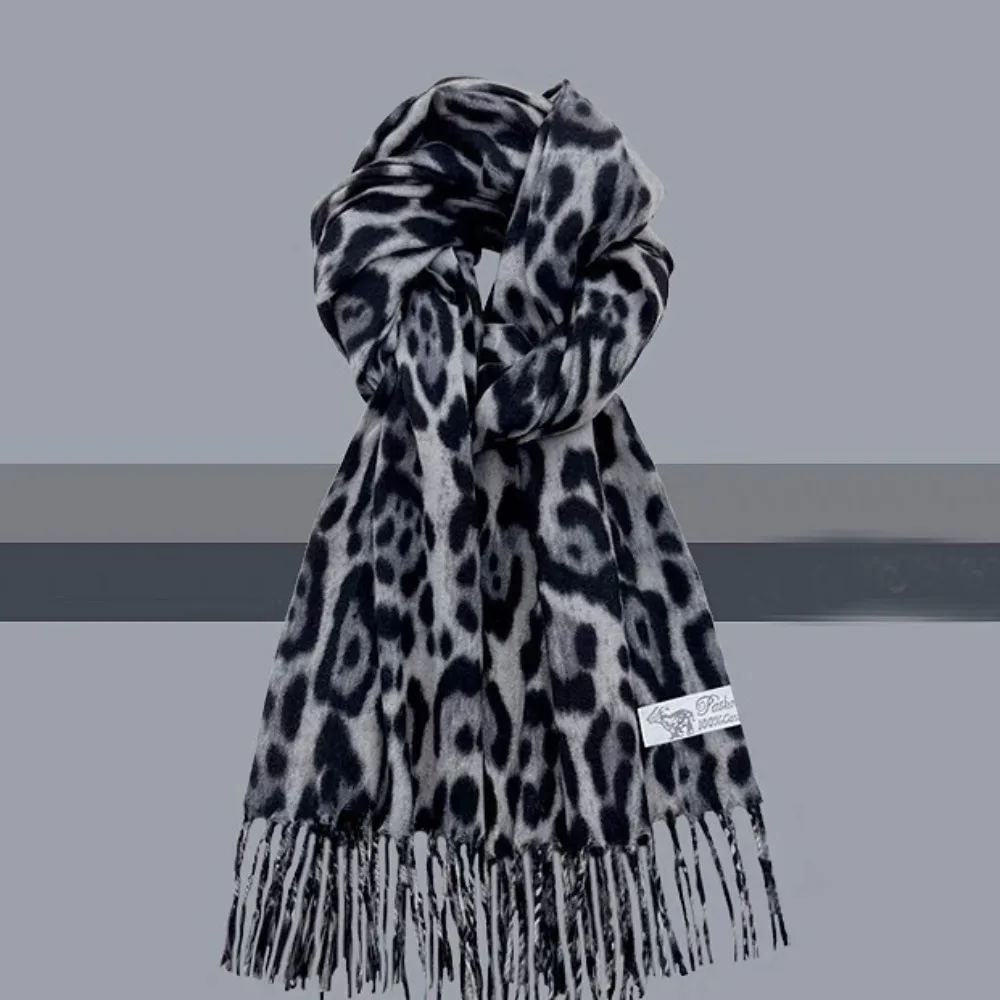 

Sexy Leopard Tassels Shawl Windproof Thickened Foulard Pashmina Hijabs Imitation Cashmere Lady Scarves Wraps Neck Warmer