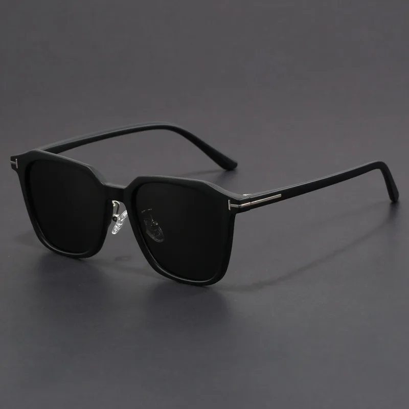 New Men's Advanced Ultra Light Coarse Frame Fashion Square Sunglasses Women Men Trendy Anti Mist Outdoor Driving Shades UV400