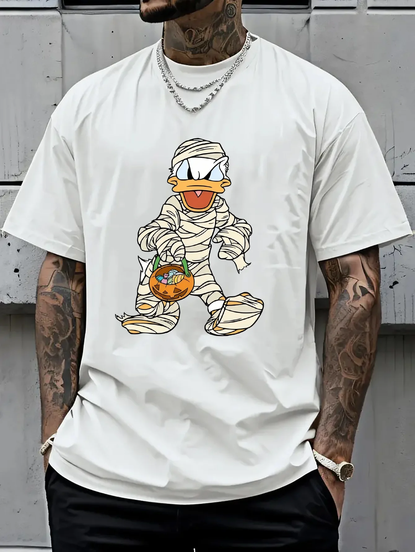 

Men's Disney Halloween Donald Duck Graphic T-Shirt Short Sleeve Cotton Tees Cartoon Disney Y2k Tops Brand T-shirt Men Clothing