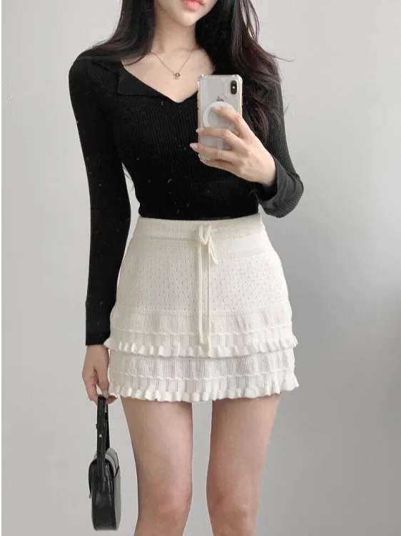 Sexy Slim Fit Knitted Skirt High Waist Flared Hemline Breathable Comfortable Women's Fashion Short A-Line Skirt for Ladies