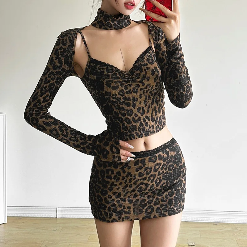 

Europe and United States autumn women's new sexy spice leopard print on the dress bag buttock lace stitching skirt suit woman