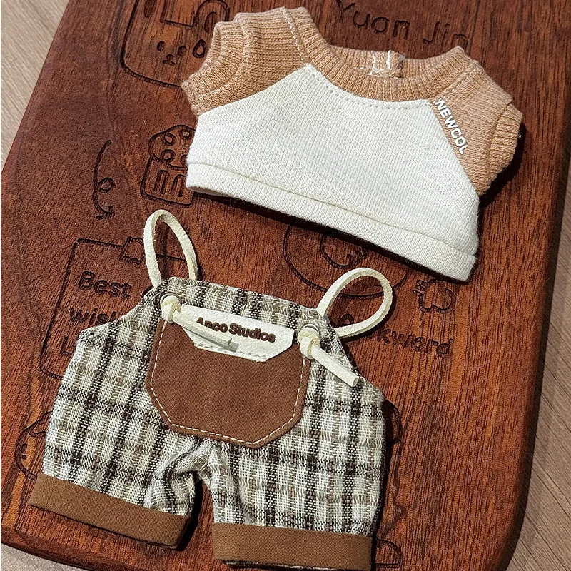 Voor labubu kleding Vinyl Pop Twee Lente Wilde Zomer Tij Spelen Kleur Bijpassende Overalls Set Poppen Accessoires Kleine Doeken