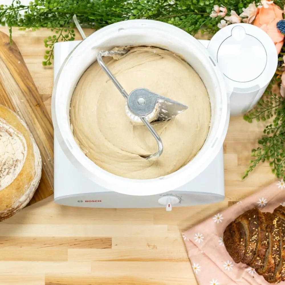 خلاط بوش يونيفرسال بلس 500 وات، 6.5 كوارت مع سياط سلكي، حزمة موسع خطاف العجين وخطاف العجين - توصيل مجاني