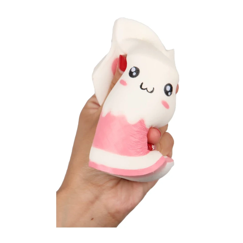 かわいいスクイーズミルクカートンおもちゃ、感覚玩具、ゆっくりと上昇するリラックスできるスクイーズ。 柔らかいPU素材。 パーティーに最適