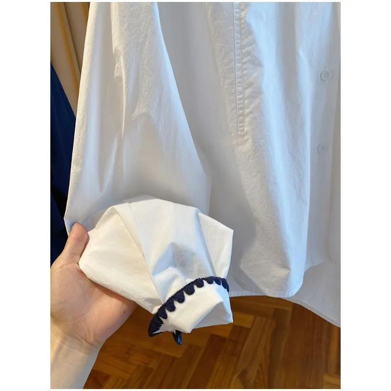 Camicia a maniche lunghe ampia autunnale Nuova camicia con risvolto con cuciture in pizzo a colori a contrasto 2025