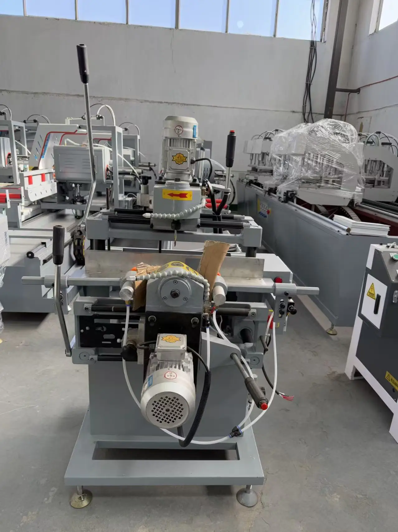 Profiling Milling Machine Aluminum Door and Window Processing Equipment Manual Aluminum Dounle Profiling Milling Machine