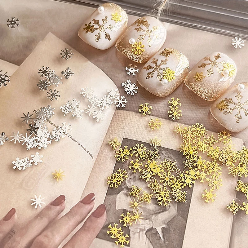 100Pcs Gold/Silver Winter Snowflake Rivet Nail Art Charm Glitter Jewelry Christmas Nails Decoration DIY Nail Accessories