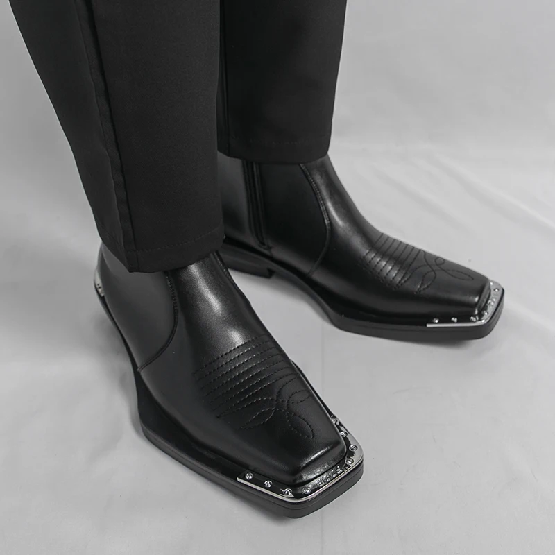 

Black High Top Men Ankle Boots Solid Color Square Toe High Heels Comfortable Fashionable Classic Side Zipper Chelsea Boots