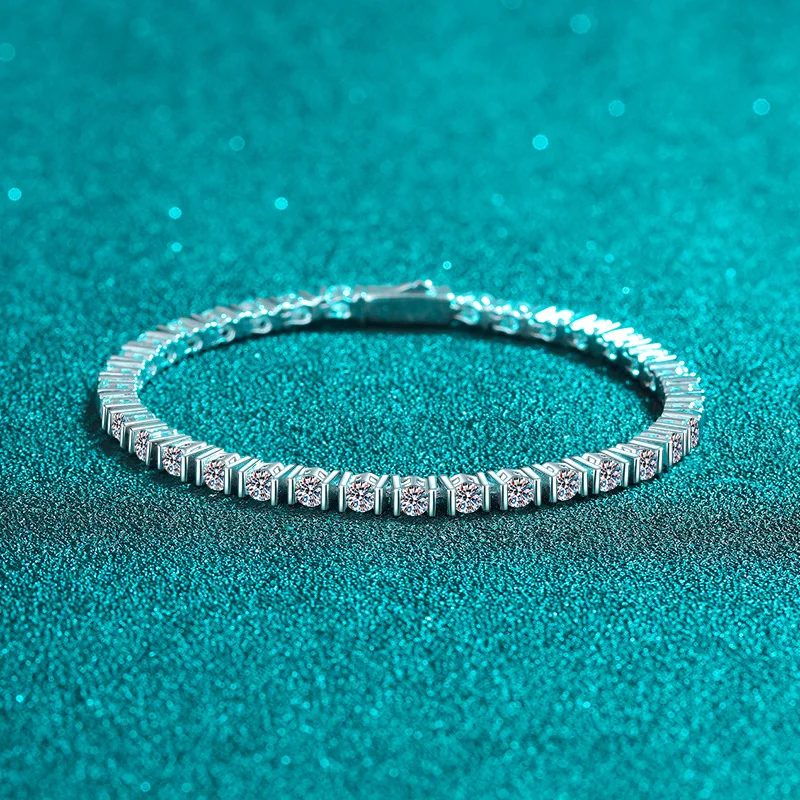 Elegant PT950 Platinum Women's Full Moissanite Bracelet, Hip-hop Luxury Full Diamond and Row Diamond Hand Accessory