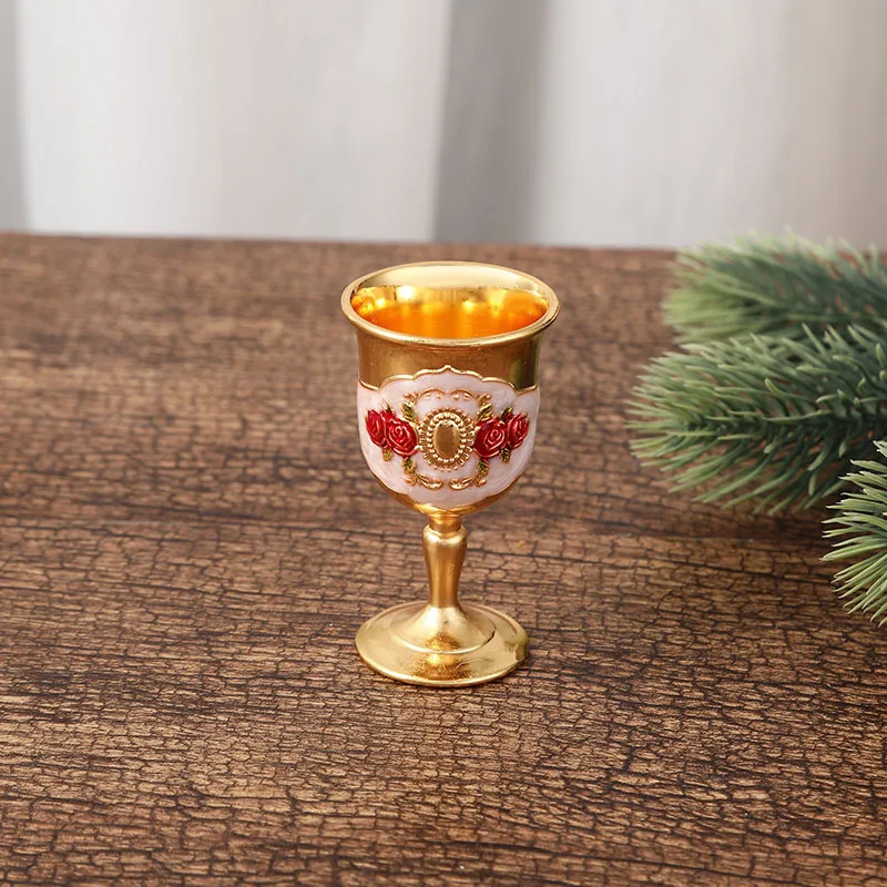 Alloy Small Wine Glass Creative European Metal Retro Exquisite Wineware Drinking Cup