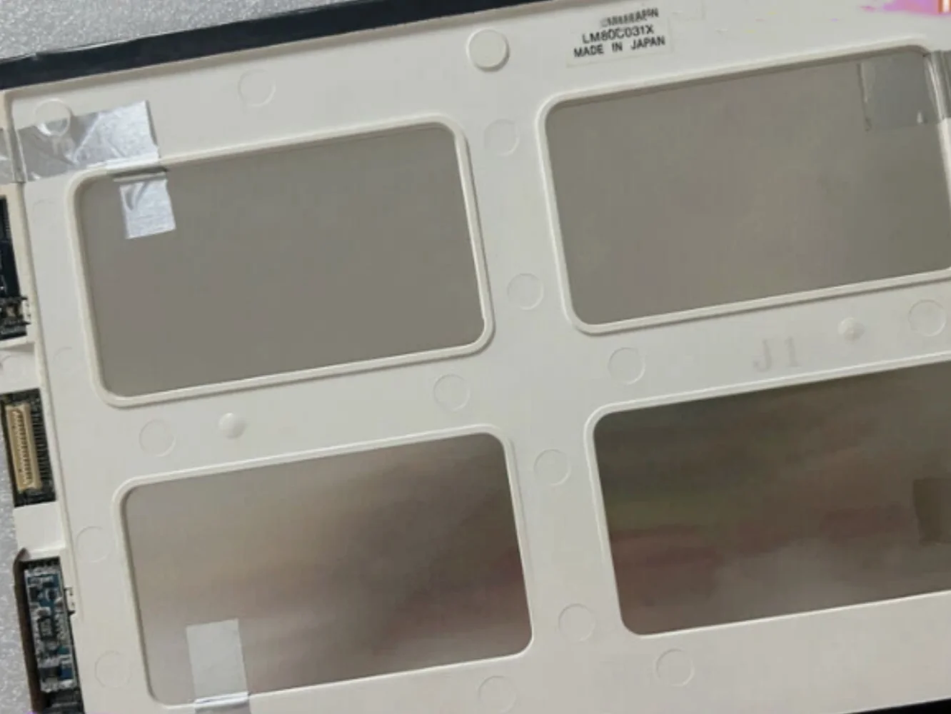

LM80C031X LCD screen display