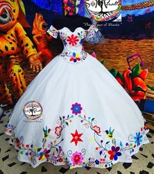 White Princess Quinceanera Dresses Ball Gown Off The Shoulder Embroidery Sweet 16 Dresses 15 Años Mexican Customized