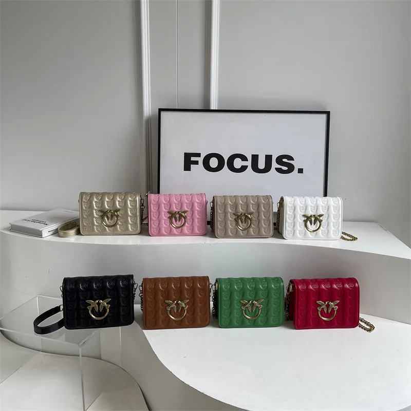 

2025 Chain Embossed Shoulder Bag, Women's Square Underarm Crossbody, Commuter Day to Night Tote, Casual Sling Bag, Minimalist